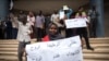 Grève au Soudan: des centaines d'employés maintiennent la pression sur l'armée