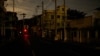 FOTO DE ARCHIVO: Se ve una calle vacía durante un corte de energía, en Guayaquil, Ecuador, el 23 de septiembre de 2024. REUTERS