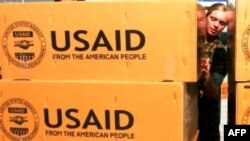 Trong số những đề nghị cắt giảm, Ủy ban đề nghị bãi bỏ Cơ quan Phát triển Quốc tế Mỹ, USAID