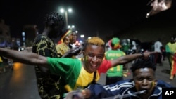 'Yan Senegal suna murna a birnin Dakar