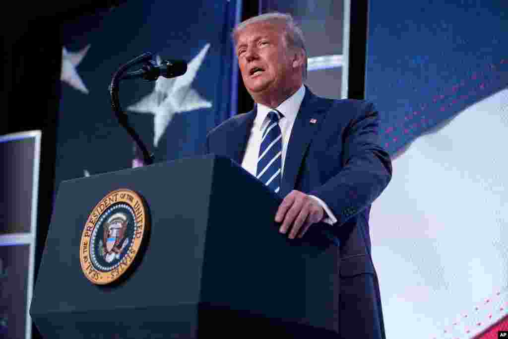 پرزیدنت ترامپ روز جمعه در بخشی از سخنرانی خود در جلسه شورای سیاست‌گذاری ملی در ویرجینیا گفت که قاسم سلیمانی بدترین تروریست جهان دیگر وجود ندارد 