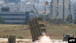 이스라엘 서부 아시도드에서 단거리 요격 미사일 '아이언돔'이 발사되는 모습.