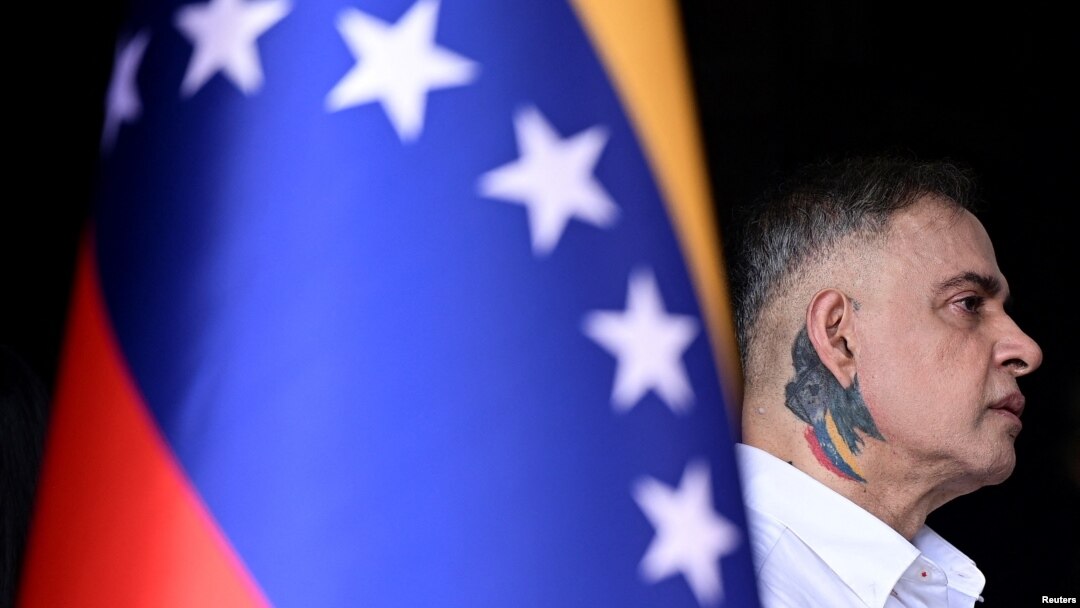 El fiscal general venezolano Tarek William Saab participa en un evento sobre la importancia de estar informado sobre el cáncer de mamas en Caracas, el 23 de octubre de 2024. Fue ratificado en su cargo por 7 años más. (ARCHIVO: REUTERS)