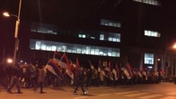 Pobornici vlasti stižu na proteste