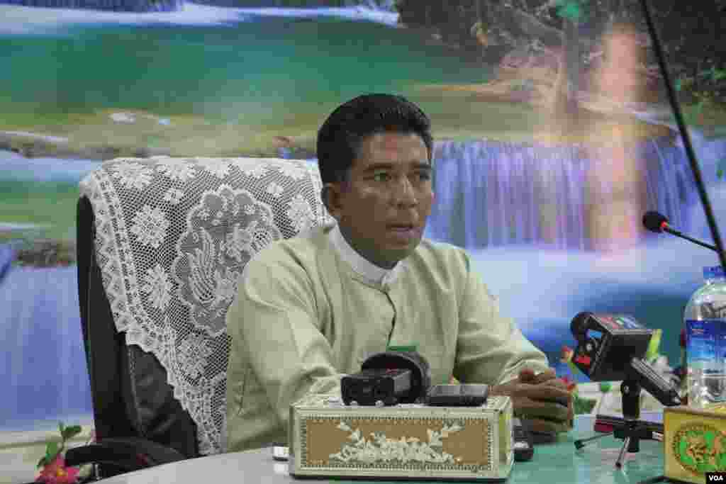 ေမာင္ေတာေက်းရြာအုပ္ခ်ဳပ္ေရးမွဴး ဦးစိုးေအာင္