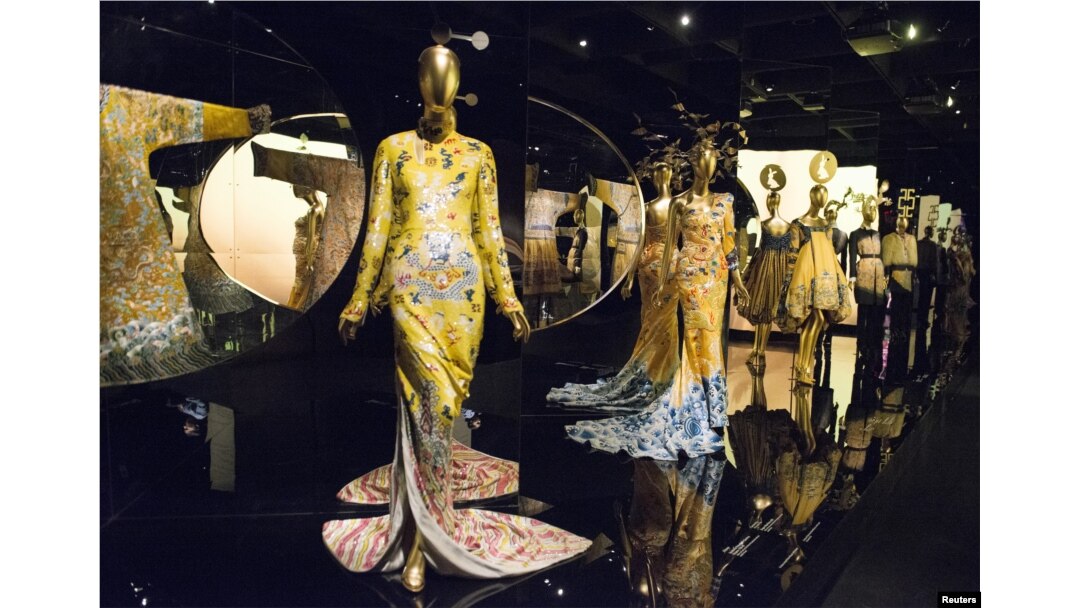 At the Met, a Sweeping Look at China's Influence on Western Fashion