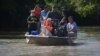 Relawan Banjiri Houston untuk Membantu Korban Badai Harvey