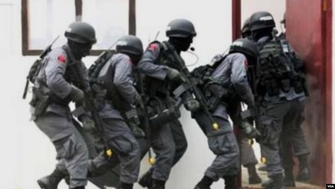 Anggota Densus 88 dalam latihan operasi penyergapan. (Foto: dok).