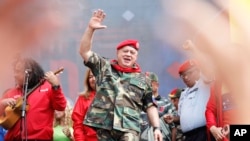 ARCHIVO - El ministro venezolano Diosdado Cabello durante un evento en conmemoración del fallido golpe de Estado liderado por Hugo Chávez. Caracas, Venezuela, 4 de febrero de 2025. Foto AP/Cristian Hernández.