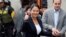 L'ancienne sénatrice Keiko Fujimori arrive à un tribunal accompagnée de son mari, Mark Vito, en octobre 2018.