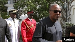 FILE - Ghana President John Dramani Mahama is seen on arrival for the international mediation on Gambia election conflict in Banjul, Gambia December 13, 2016.