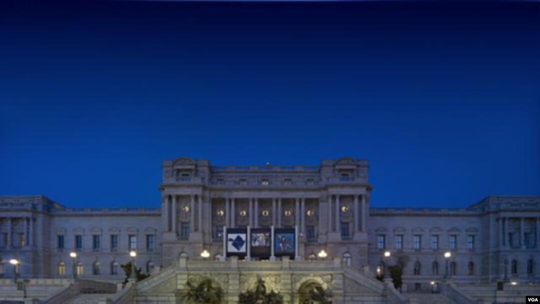 Perpustakaan Kongres Amerika (Library of Congress), bisa diakses lewat internet di www.LOC.gov
