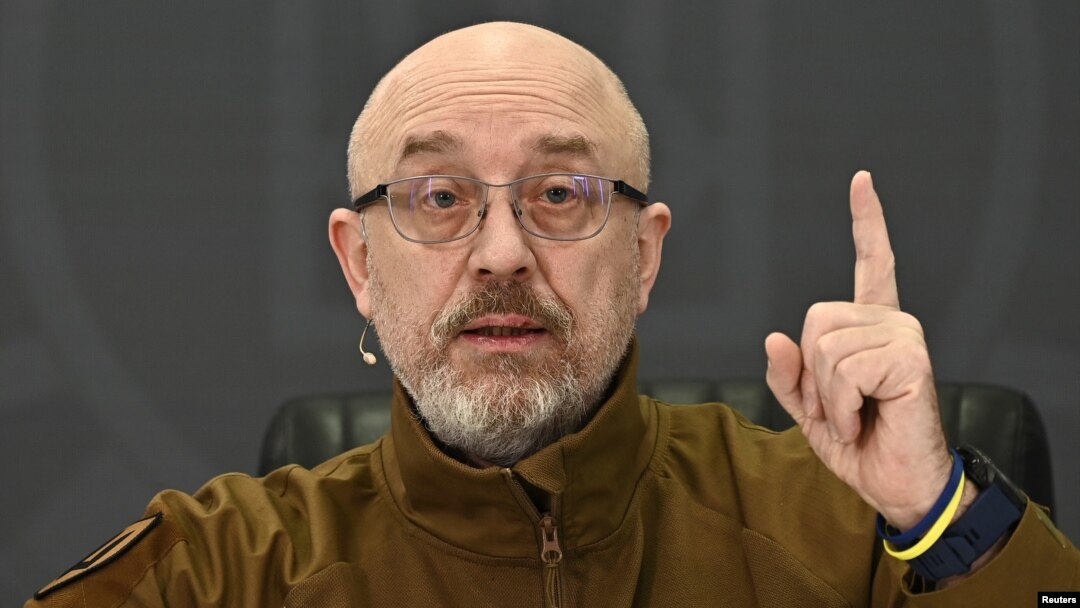 Menteri Pertahanan Ukraina Oleksii Reznikov dalam konferensi pers di ibu kota Kyiv. 