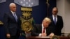 트럼프, 해외 테러리스트 입국 금지 행정명령 서명 