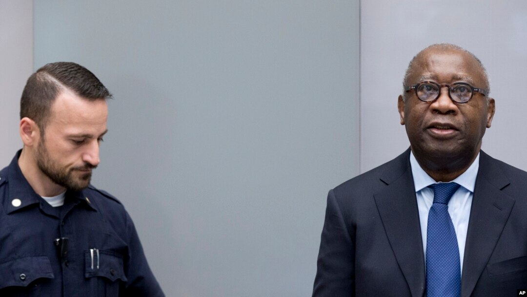 Bivši predsednik Obale Slonovače Loren Gbagbo na početku suđenja pred Međunarodnim krivičnim sudom u Hagu