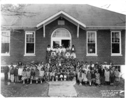 May’s Lick Rosenwald School in Maysville, Kentucky, in the early 1900s. (Courtesy Mays Lick Community Dev. Board)