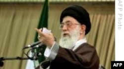 İran'ın ruhani lideri Ali Hamaney