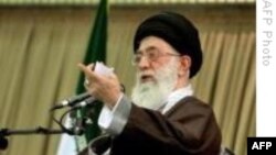 İran'ın ruhani lideri Ali Hamaney