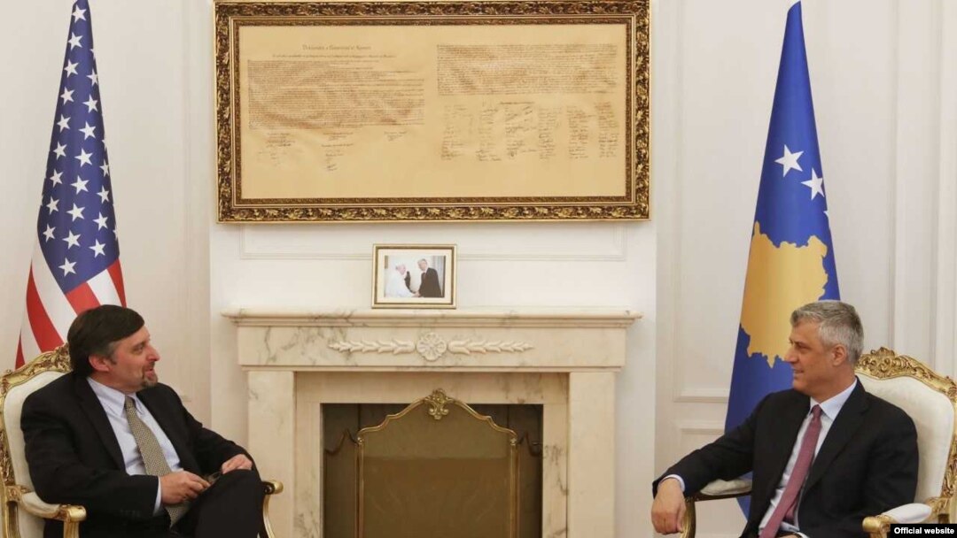 Američki diplomata Metju Palmer i predsednik Kosova Hašim Tači