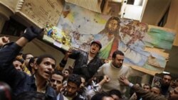 برگزاری مراسم یادبود کشته شدگان بمب گذاری در کلیسای قبطی مصر