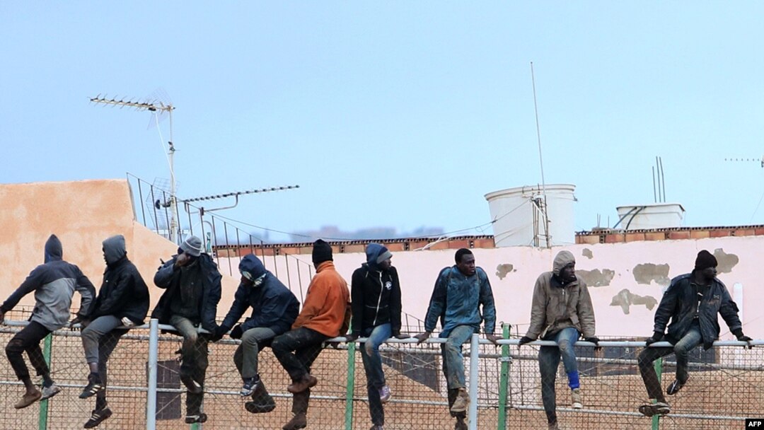 Bamwe mu bimukira b'abanyafurika ku mupaka wa Melilla 