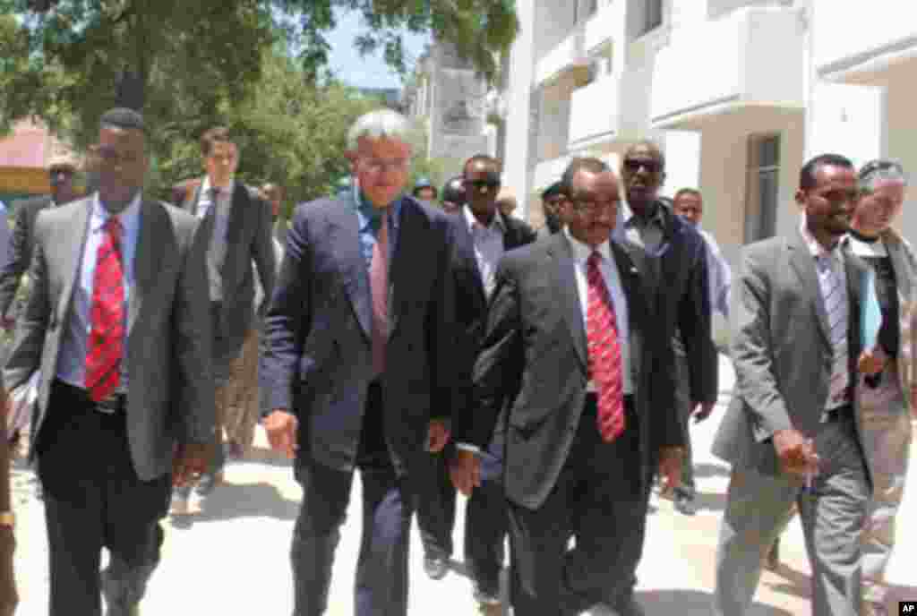 Booqashada Mitchell ee Muqdisho