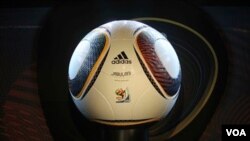 Jabulani; balon ofisièl Mondyal la nan Cape Town, Afrik di Sid