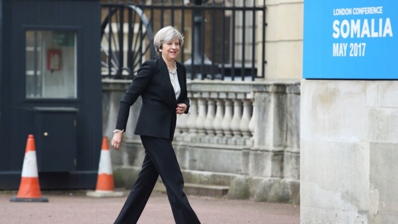 Theresa May de retour à Bruxelles pour renégocier le Brexit