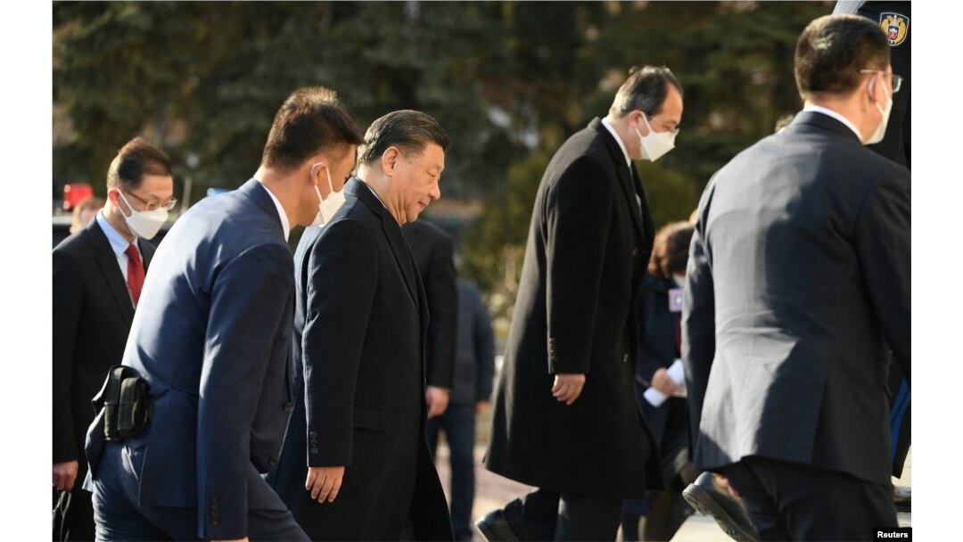 Presiden China Xi Jinping tiba di Kremlin untuk menghadiri pertemuan dengan Presiden Rusia Vladimir Putin di Moskow, Rusia, 20 Maret 2023. (Foto: via Reuters)