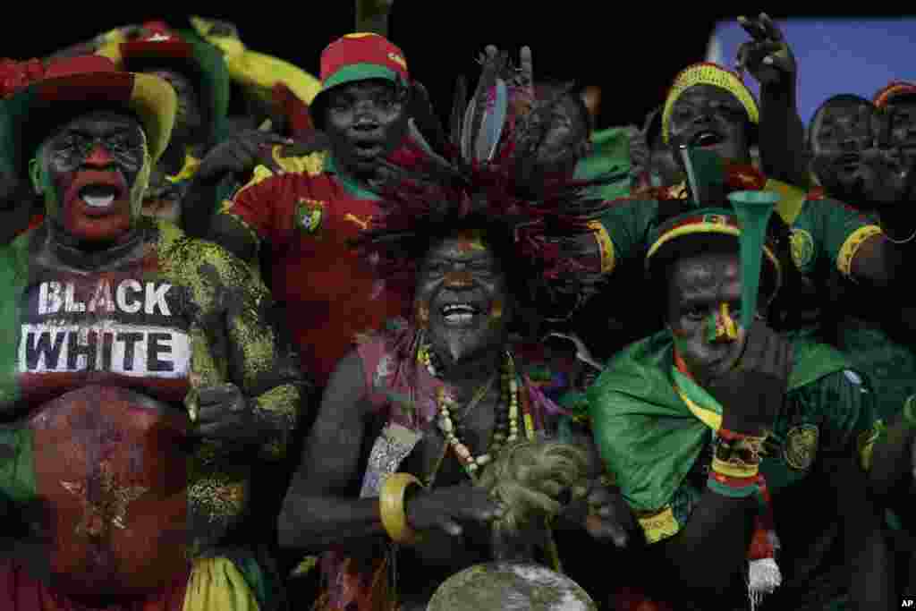 Les supporteurs de l&#39;équipe de football du Cameroun au Stade de l&#39;Amitié, à Libreville, le 22 janvier 2017.