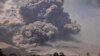 انڈونیشیاء: آتش فشاں پہاڑ کے لاوا اگلنے سے 15 ہلاک