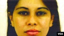 Lucero Sánchez, dijo que tenía 21 años cuando se conocieron. Ella encaja con el prototipo de mujer que, al parecer, le llama la atención al narcotraficante mexicano.