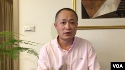 關注中國民運的美國華裔商人成水炎。