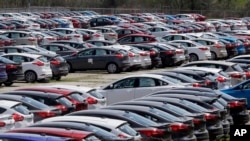 Las ventas de automóviles aumentaron sólidamente en julio, según datos del Departamento de Comercio de EE.UU.