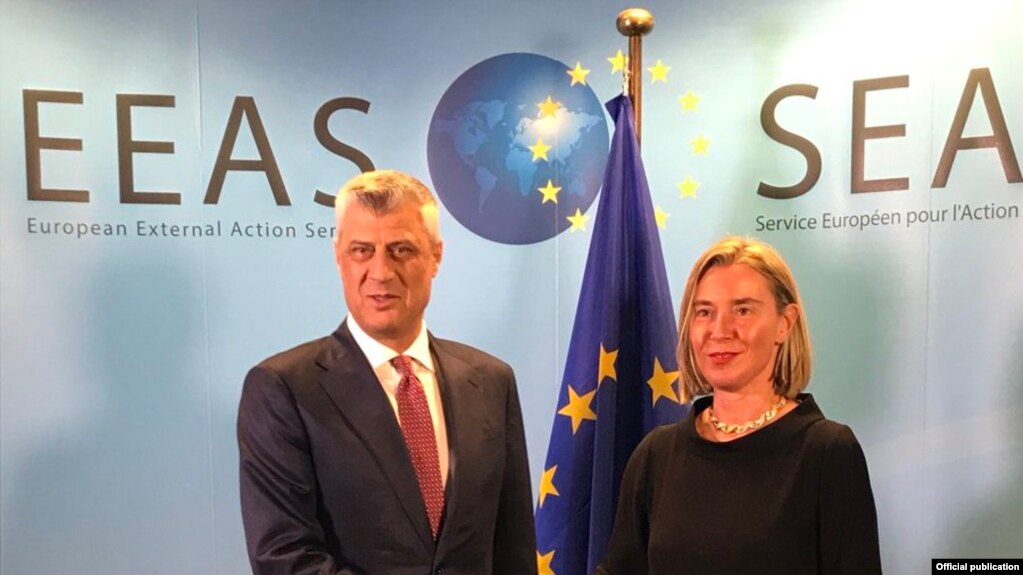 Mogherini kërkon sërish heqjen tarifave të Kosovë ndaj mallrave serbe