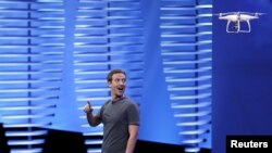 Shugaban kamfanin Facebook Mark Zuckerberg