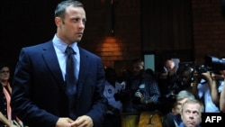 El juicio al atleta Oscar Pistorius, acusado de asesinar a su novia, será televisado a todo el mundo.