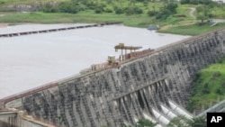 Un barrage hydroélectrique sur une rivière en RDC.