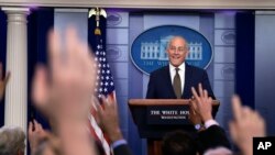 Kepala Staf Gedung Putih, John Kelly menjawab pertanyaan wartawan dalam konferensi pers di Gedung Putih di Washington, 12 Oktober 2017.