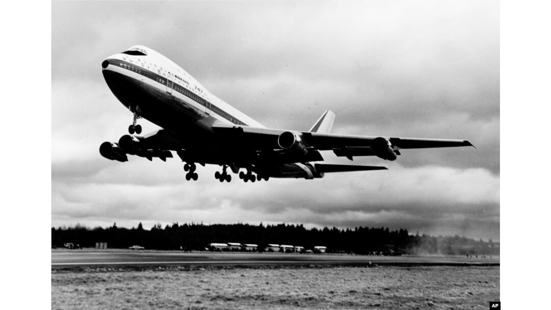 بوئنگ 747 جهاز جي پهرين اڏام 1970 جي ڏهاڪي ۾ ٿي هئي (فائيل فوٽو)