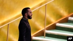 ARCHIVO - El presidente de El Salvador, Nayib Bukele, arriba a una sesión de la ONU, el 24 de septiembre de 2024.