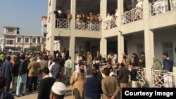  دملگرو ملتونو مرستيال وياند فرهان حق يو بيان کې وئيلي دي چې دملگرو ملتونو سيکرټري جنرل بانکي مون حمله کې دککړو مجرمانو دقانون منگولو ته دراکش کولو غږ کړى دى اؤ وئيلي يې دي چې بانکي مون دترهه گرۍ په دغه عمل خفگان ښکاره کړى.