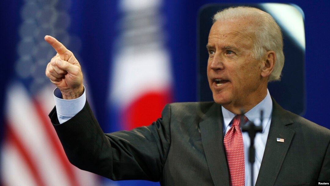 Wapres AS Joe Biden memberikan pidato di Universitas Yonsei di Seoul, Korea Selatan hari Jumat (6/12). 