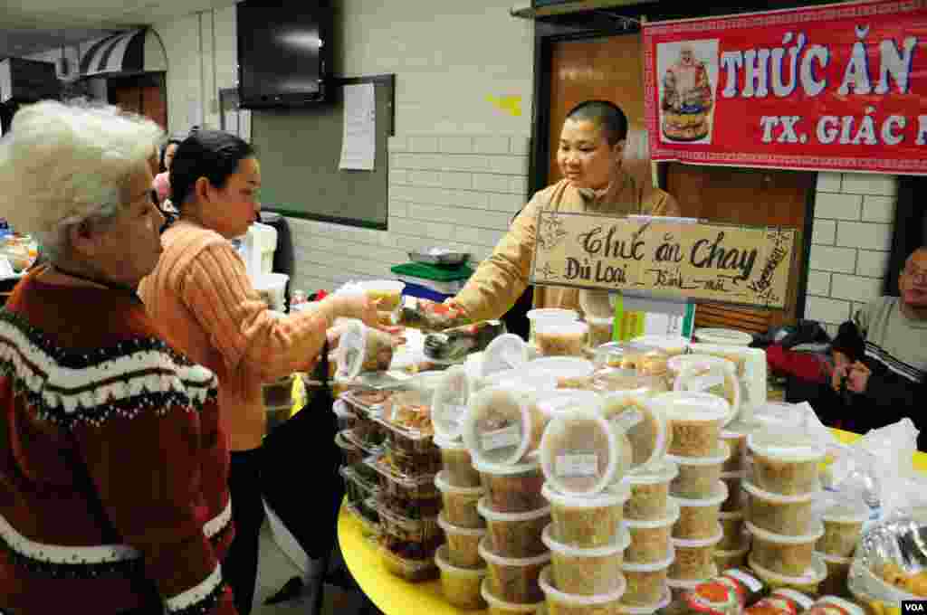 Ảnh: Ho&agrave;i Hương - VOA.