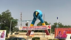 Une banderole annonçant l'élection présidentielle au Tchad.