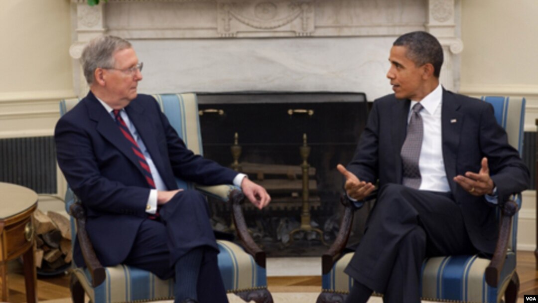 Presiden Barack Obama dan pemimpin Republik di Senat AS, Mitch McConnell.