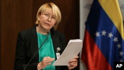  Venezuela's chief prosecutor Luisa Ortega speaks during a press conference in Caracas, Venezuela, June 28, 2017. 