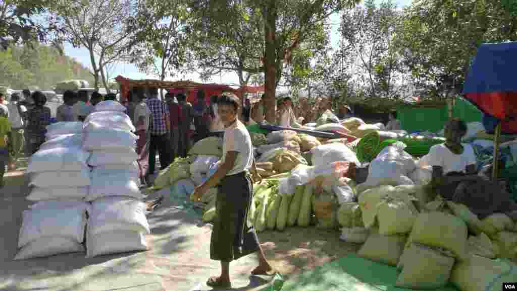 ဝါးေတာင္ စစ္ေရွာင္စခန္း