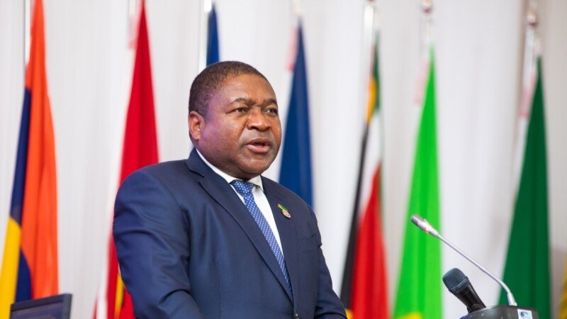 Le président du Mozambique, positif au covid, en isolement