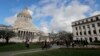 Gedung DPR di Capitol, Olympia, Washington, 3 Februari 2020.